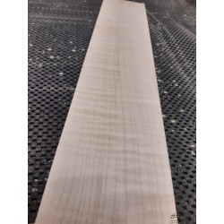 Q0-Flamed maple fingerboard 90x700 ep 10 mm